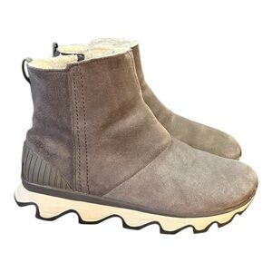 Sorel Kinetic Short Boot Women's Size 8 Gray